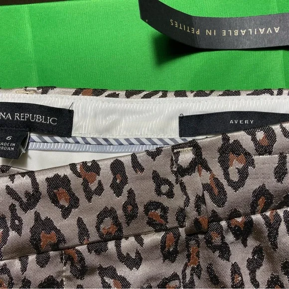 Banana Republic Avery size 6 Leopard / Cheetah Print Pants - Picture 7 of 7